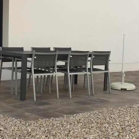 Dimalbirpark Ground Floor A * אלביר